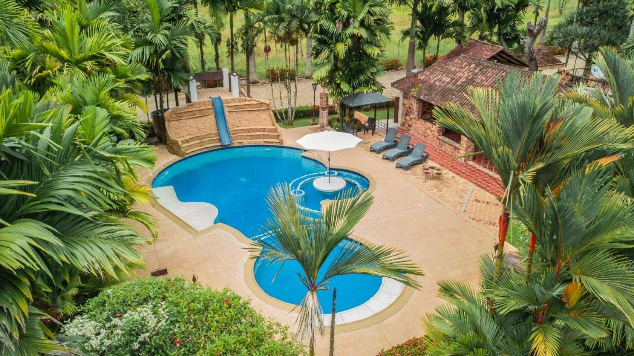 Hotel Hacienda Gualanday Apiay Екстериор снимка